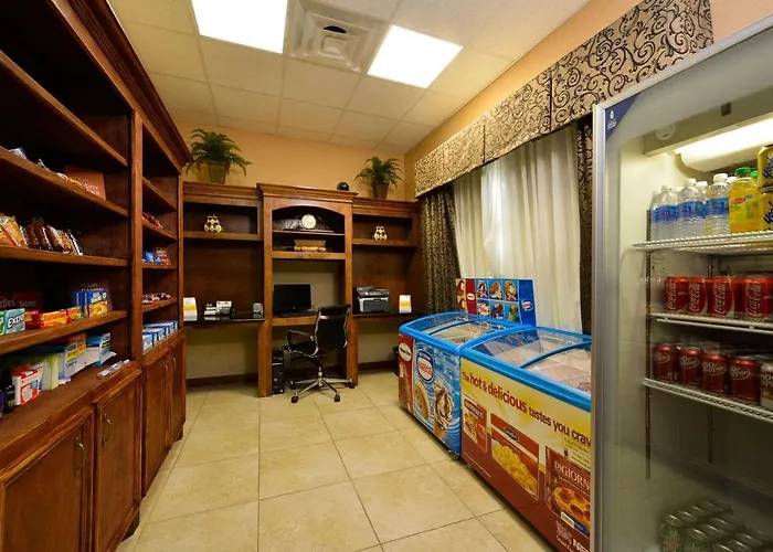 Comfort Suites