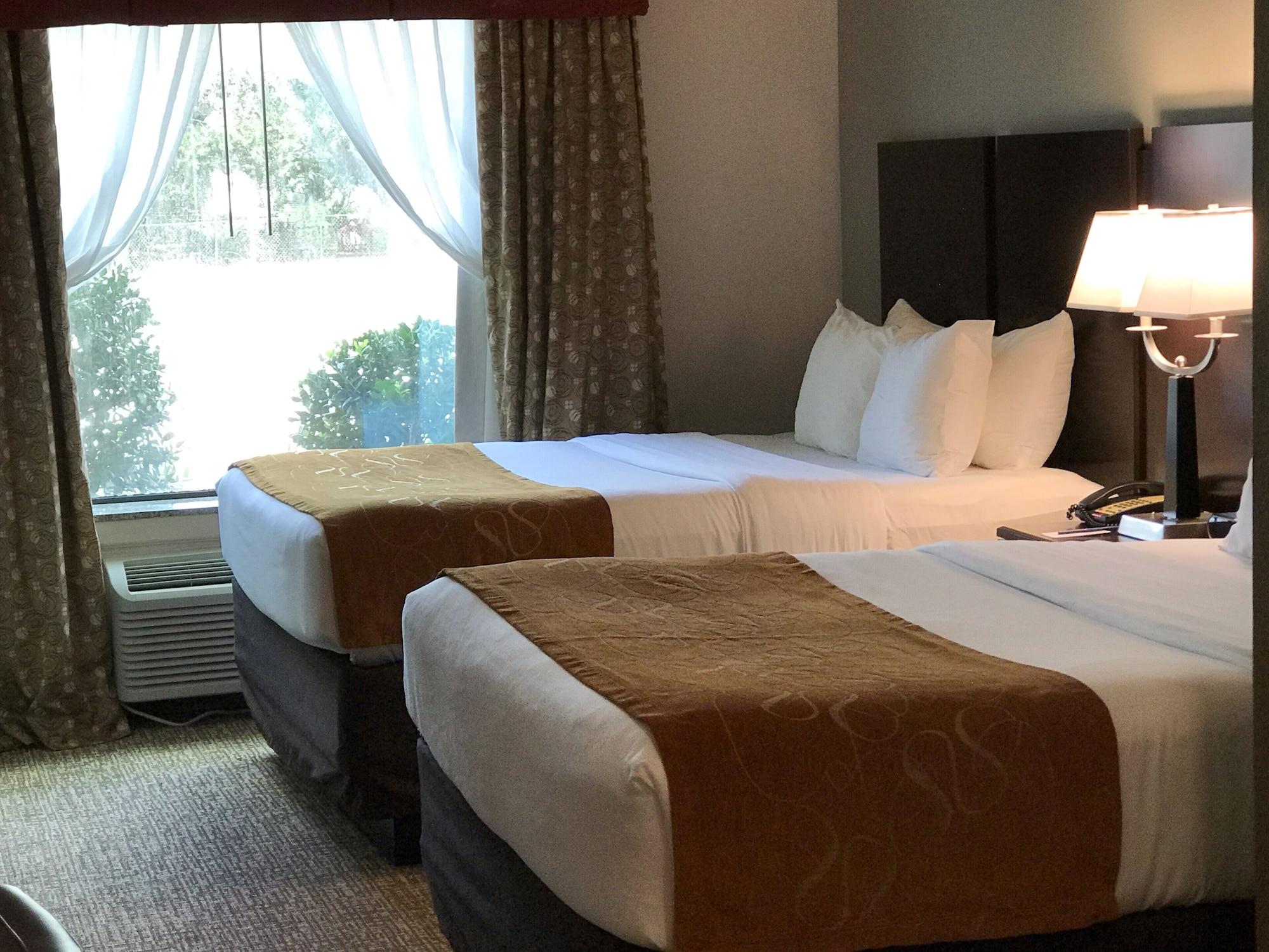 Comfort Hotel 3*