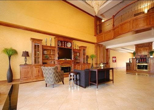 Comfort Hotel Bay City