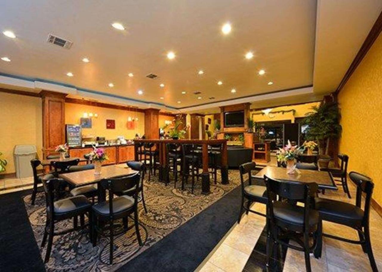 Hotel Comfort Bay City